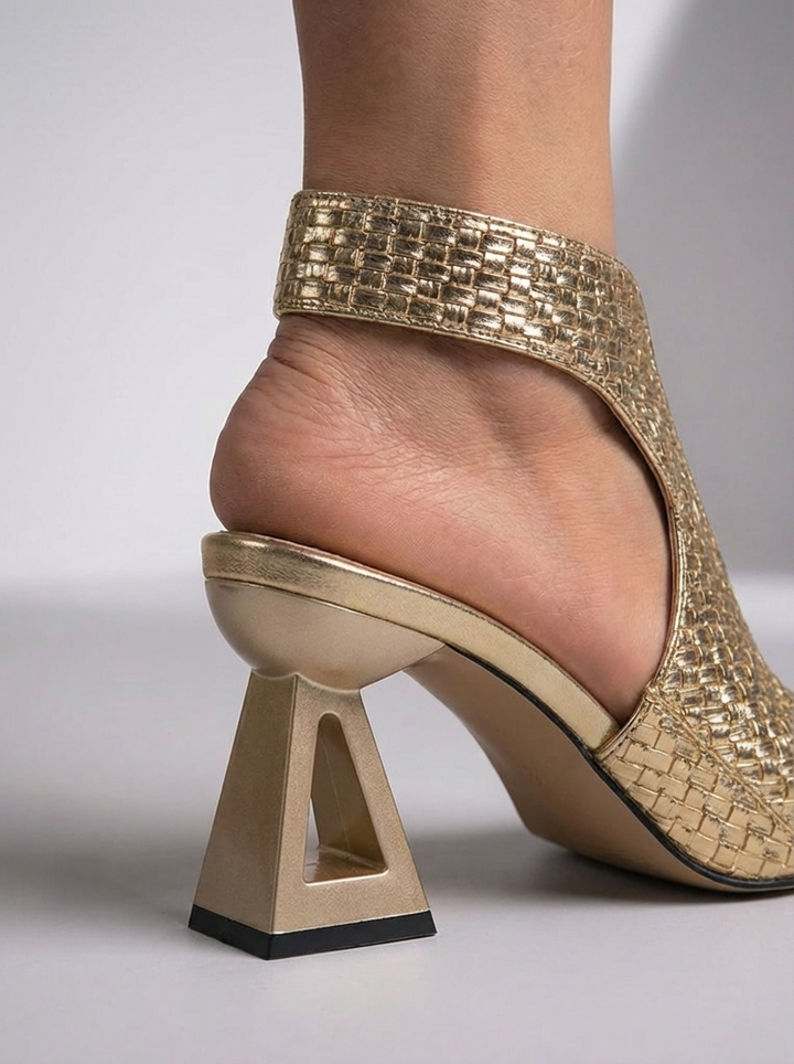 INTRECCIO | Sandali eleganti intrecciati