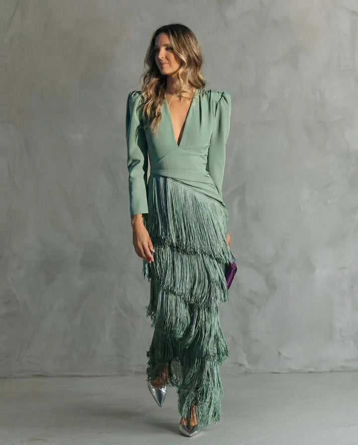 CLARA | Abito midi elegante con maniche a frange